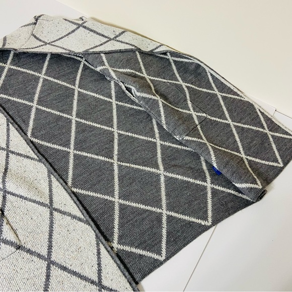 Gray Diamond Pattern Cardigan Sweater Women’s XL - Picture 8 of 13